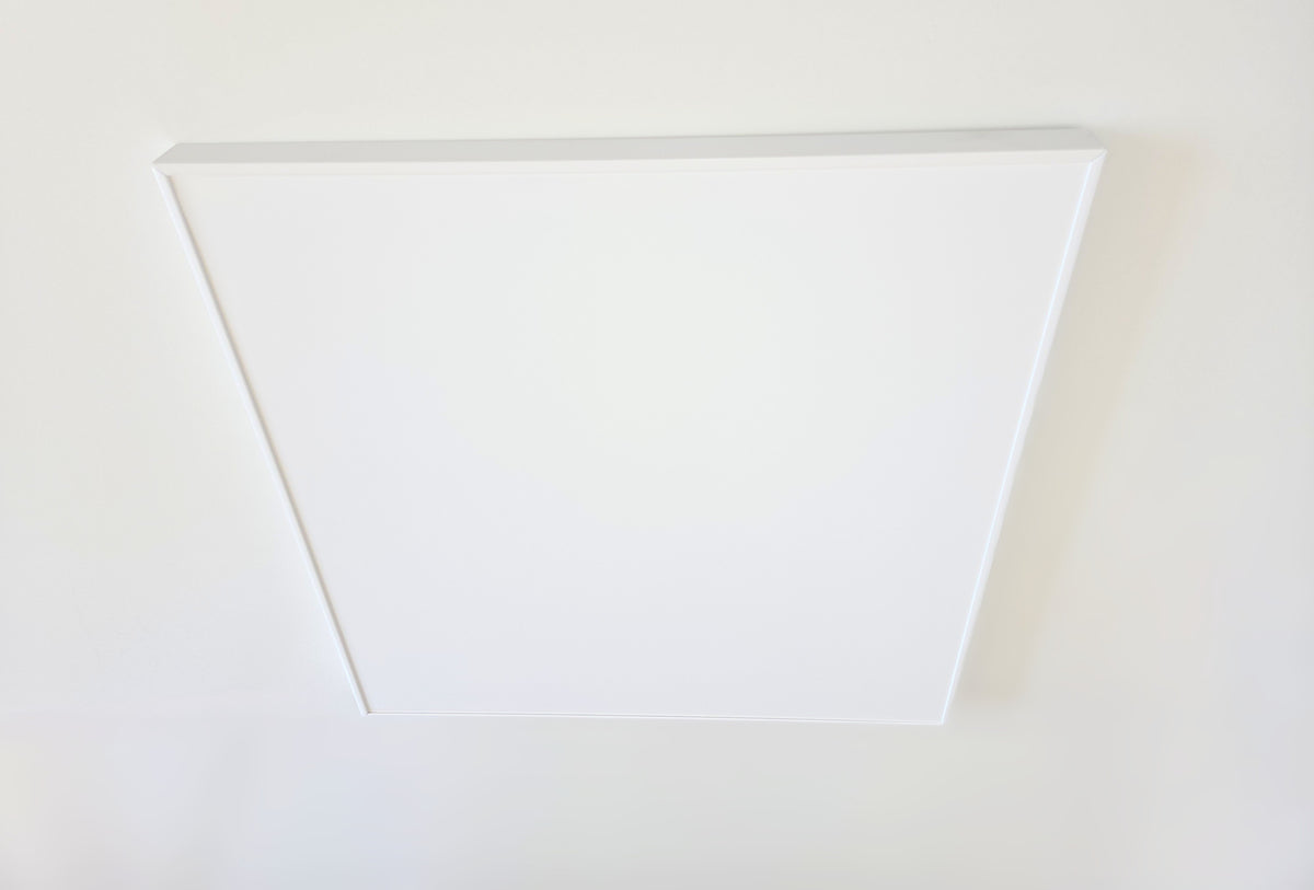 FirTec+® 500W infraroodpaneel 60x60 cm in badkamer — compact formaat